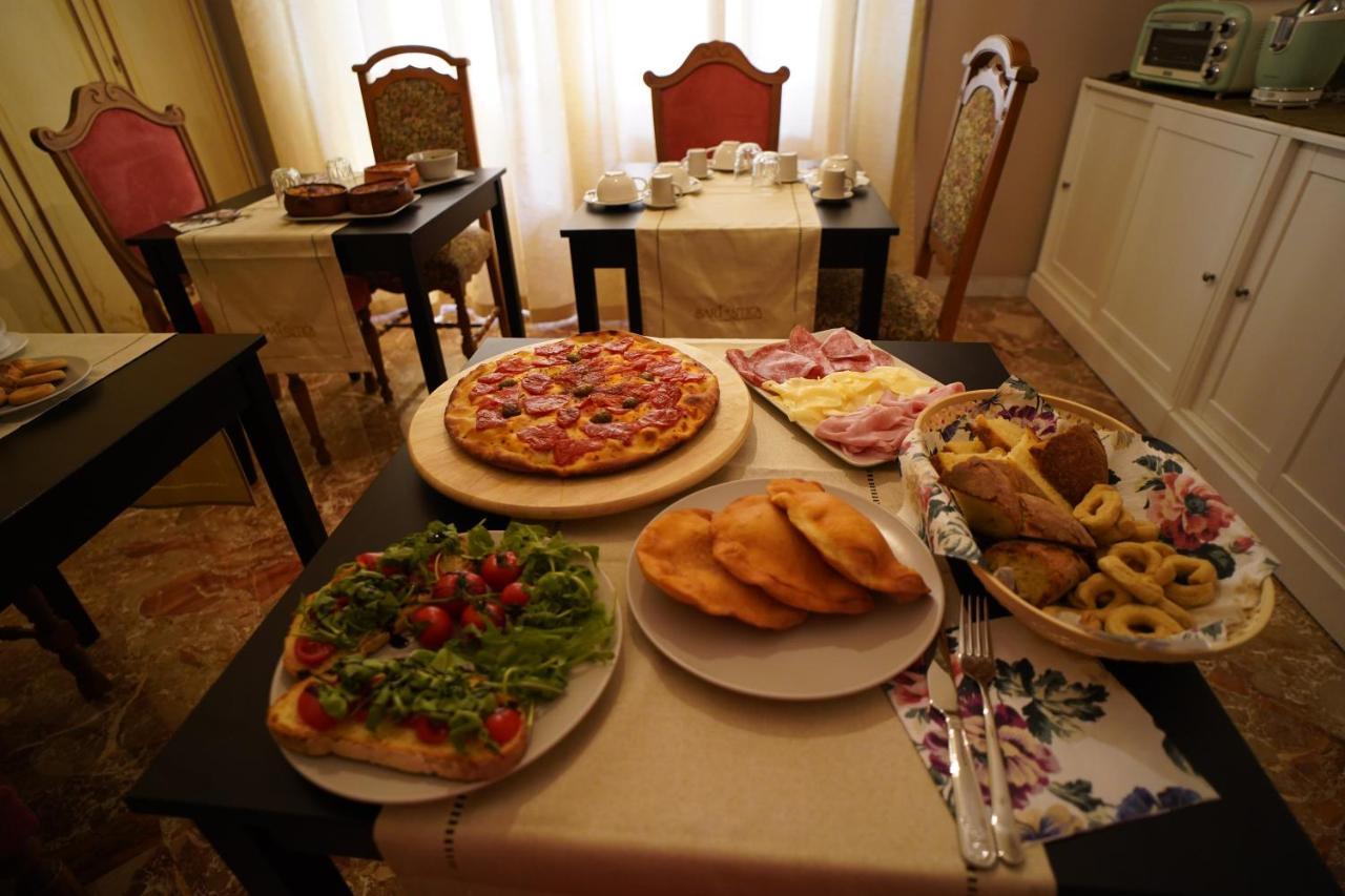 Bari Antica Boutique B&B Екстер'єр фото